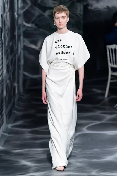 Look 1